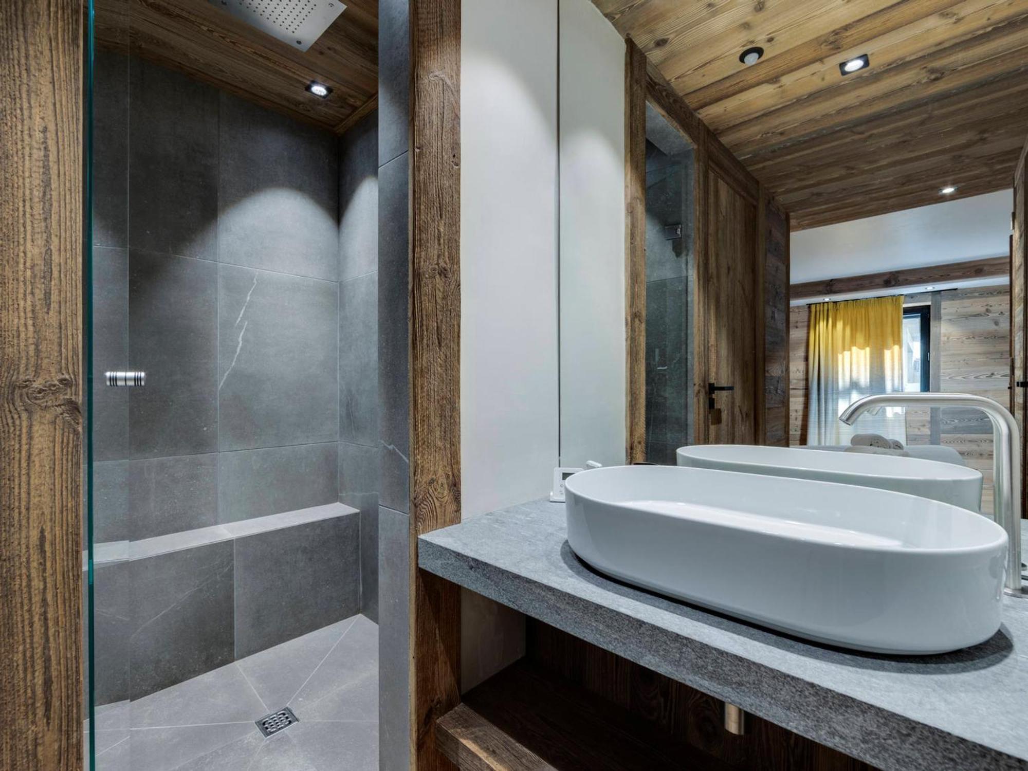 Appartement 95M², Sud-Est, Jacuzzi, Val D'Isere, 4 Suites, Parking, Animaux Ok - Fr-1-567-73 Eksteriør billede